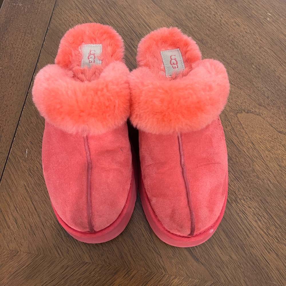 Ugg house slippers. Worn less than 5 times.